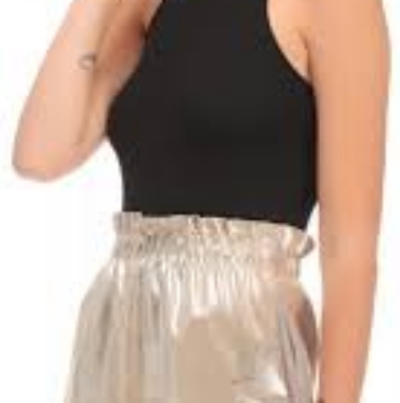 NWT Zara Women’s Faux Leather Mini Skirt WAIST ELASTIC - Picture 6 of 6